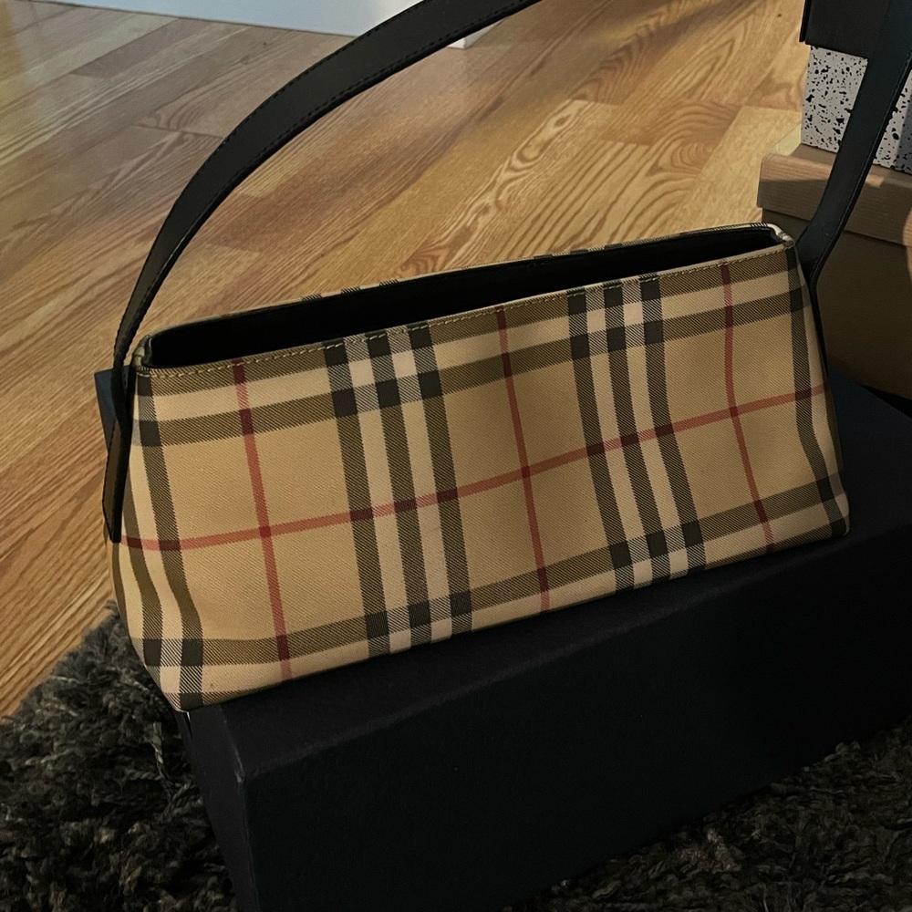 Vintage Burberry bag